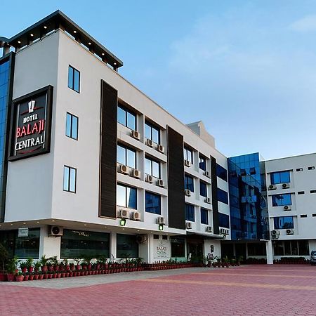 Hotel Balaji Central Ratlām エクステリア 写真