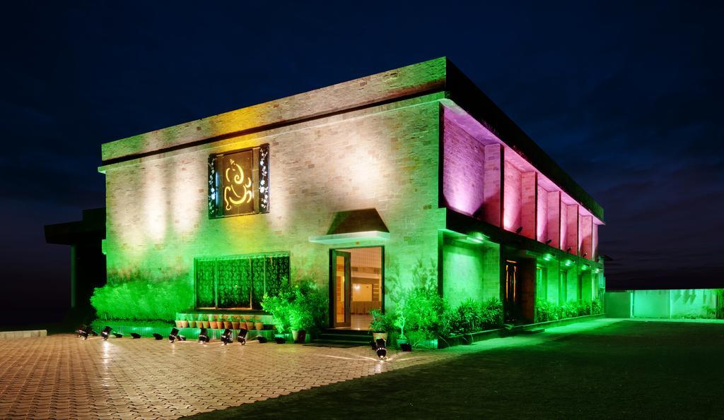 Hotel Balaji Central Ratlām エクステリア 写真